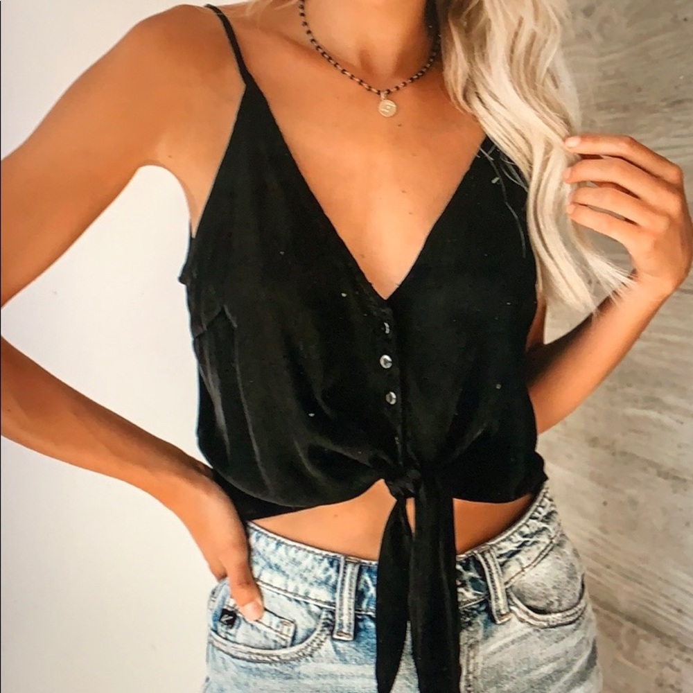 Roman Goddess Satin Button Down Tie Tank Sz M NWOT